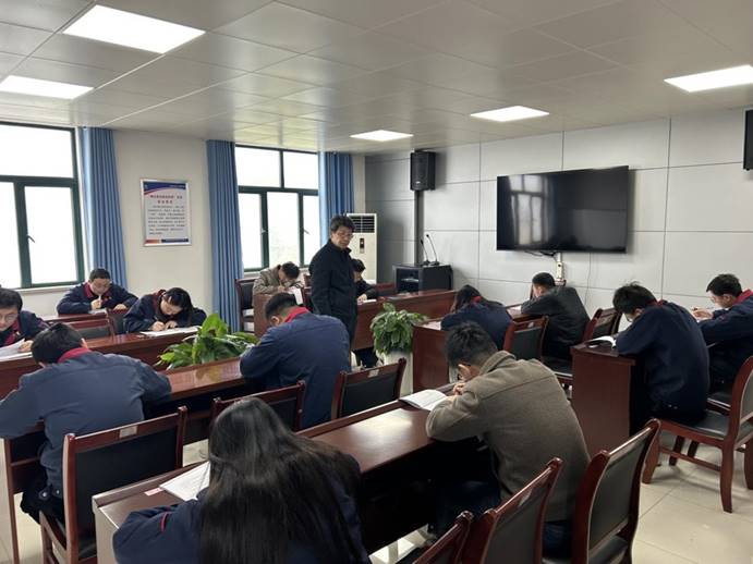 建材公司、檢測公司聯(lián)合開展管理人員業(yè)務提升考試